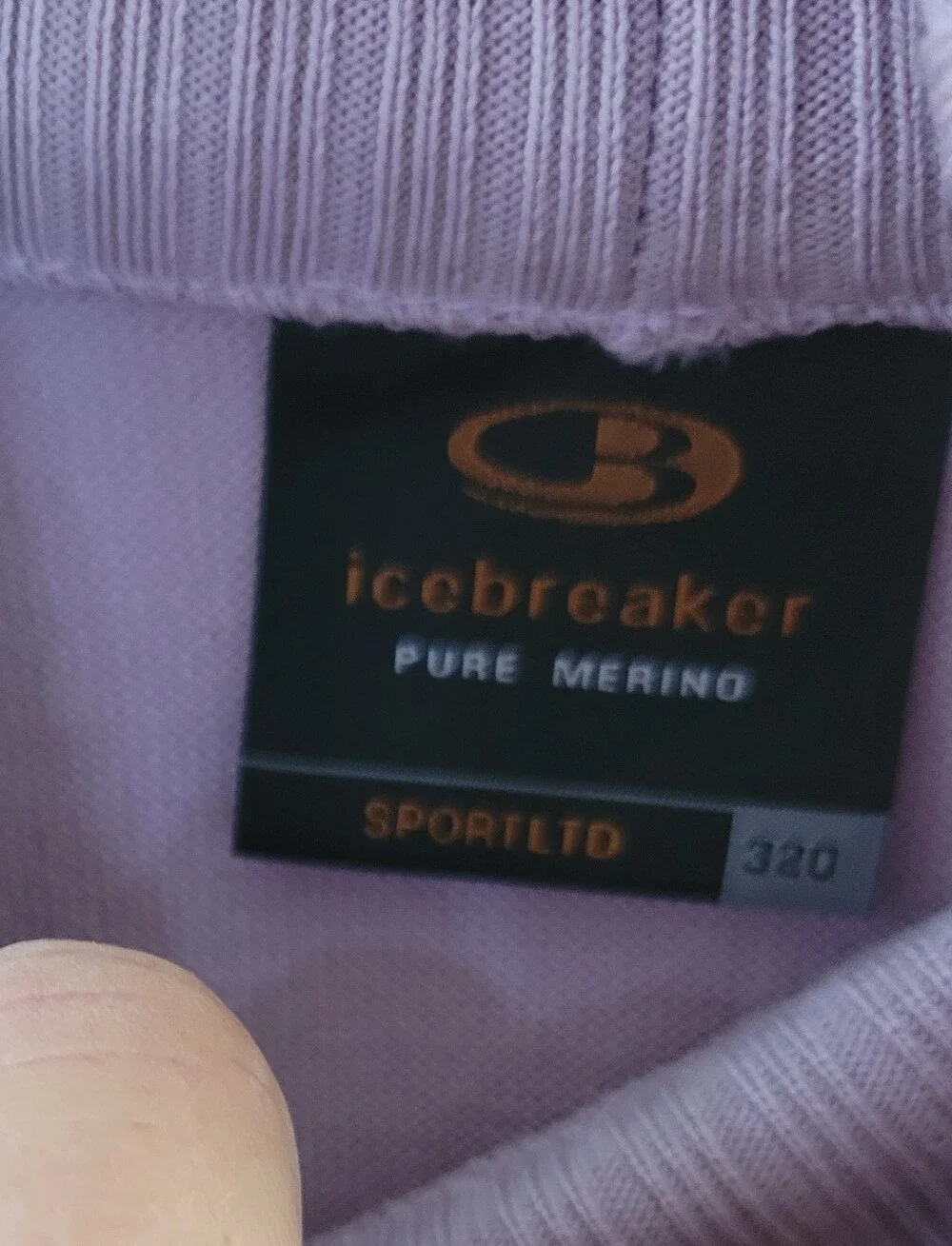 Icebreaker M 320 Pure 100% Merino Sweater in Light Lavender